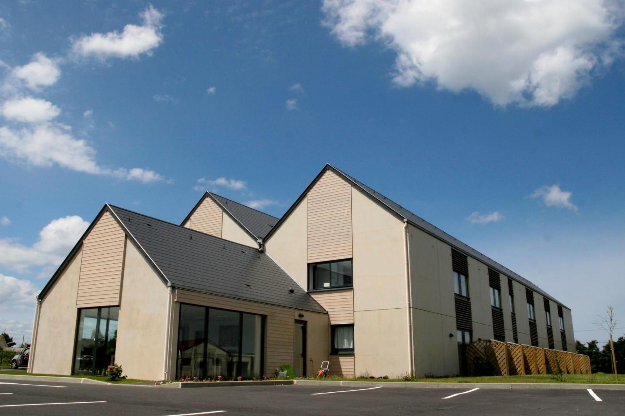 Gold Beach Hotel & Residence Asnelles Exterior photo