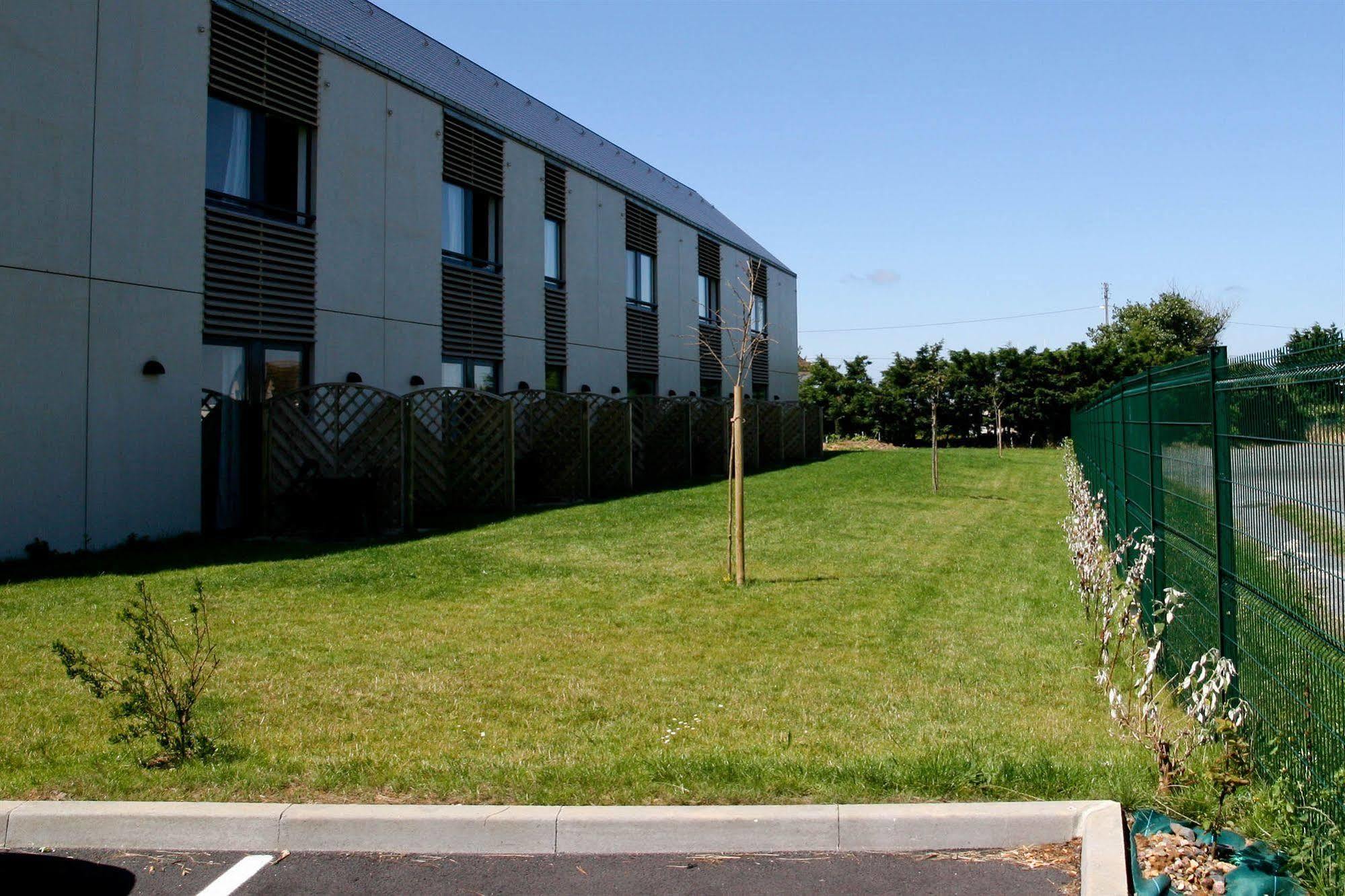Gold Beach Hotel & Residence Asnelles Exterior photo